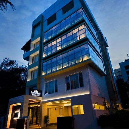 Click Hotel DBR Bangalore Exterior foto